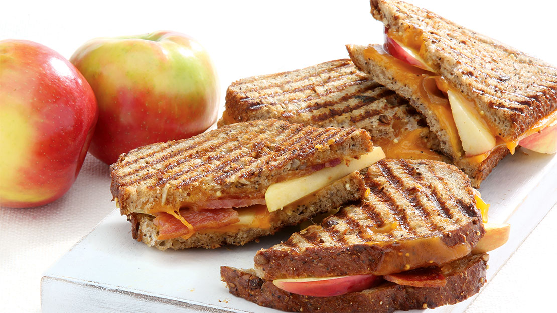 Apple & Bacon Grilled Cheese 