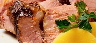 Easy Slow Cooker Ham