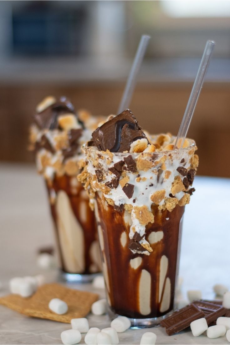 Extreme S'mores Milkshake Extreme S'mores Milkshake